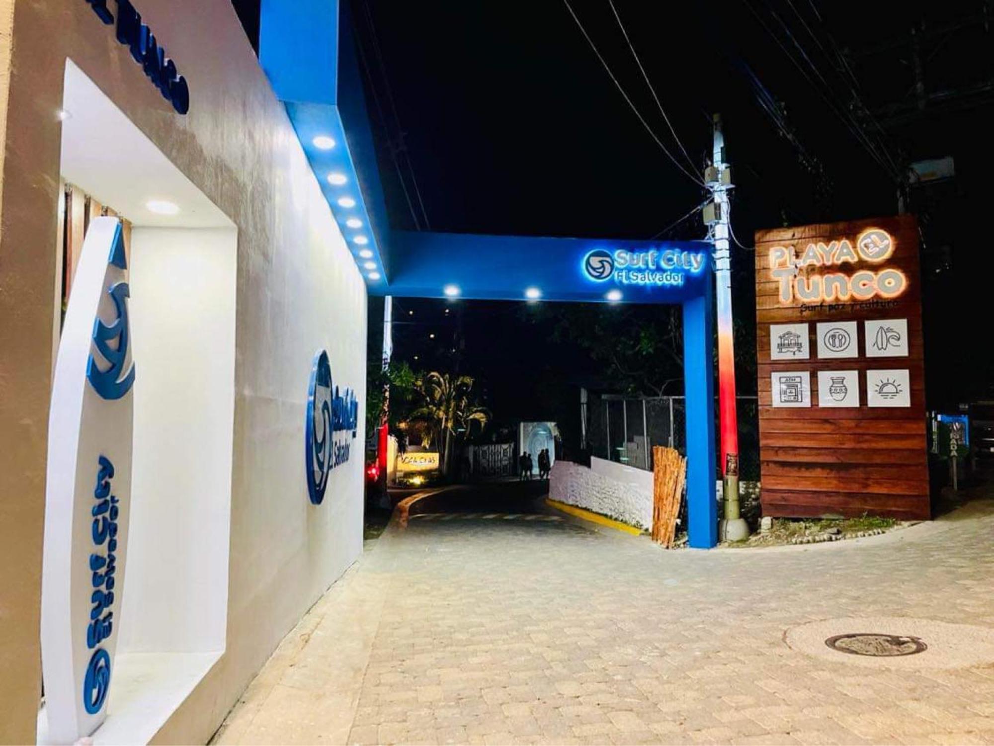 Hostal Camila'S Tamanique Bagian luar foto