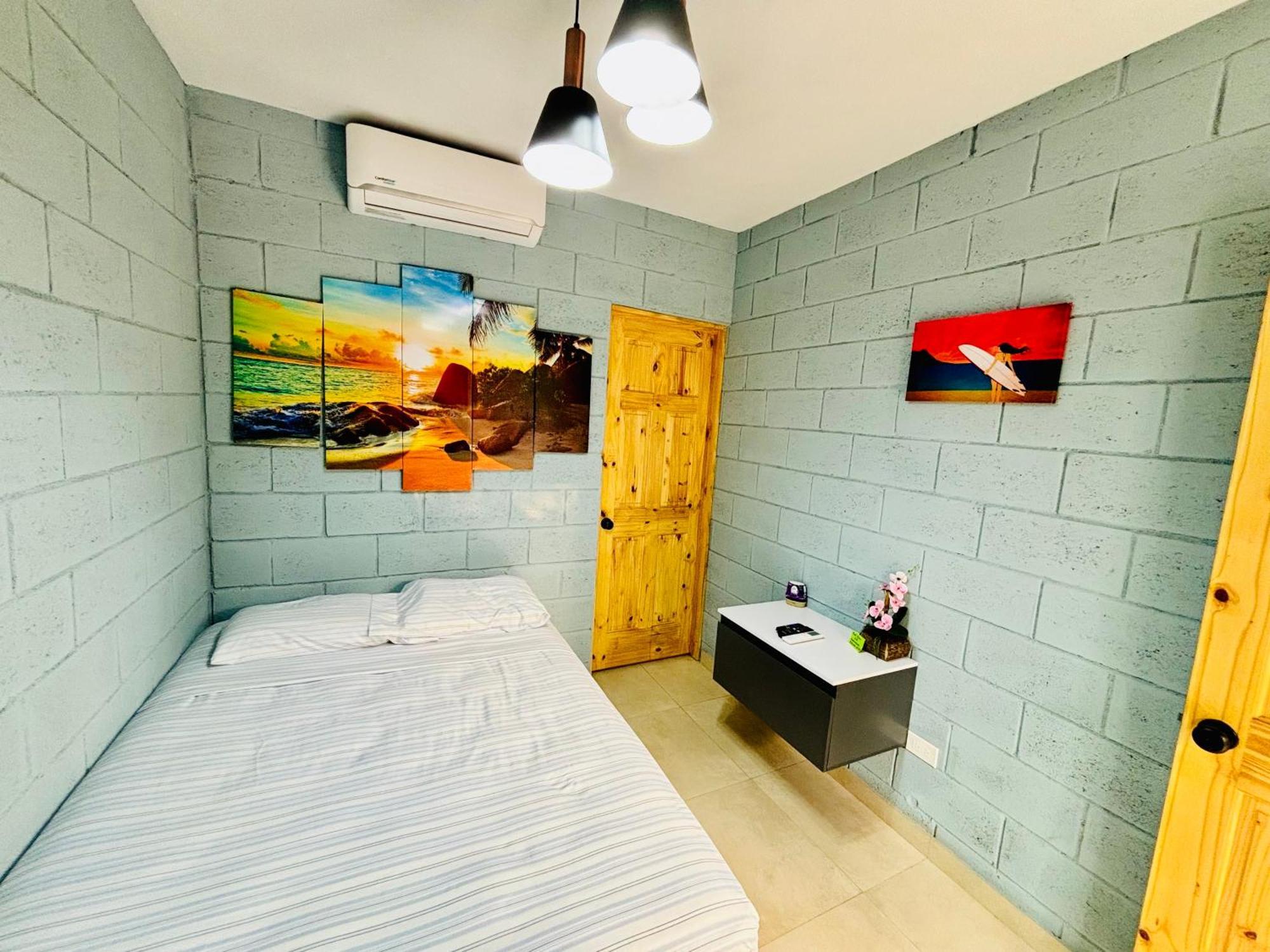 Hostal Camila'S Tamanique Bagian luar foto