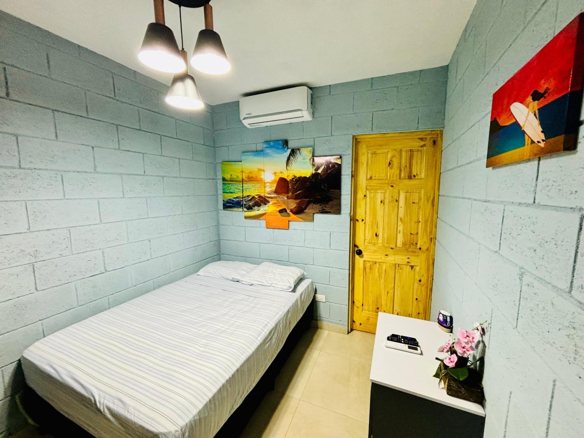 Hostal Camila'S Tamanique Bagian luar foto