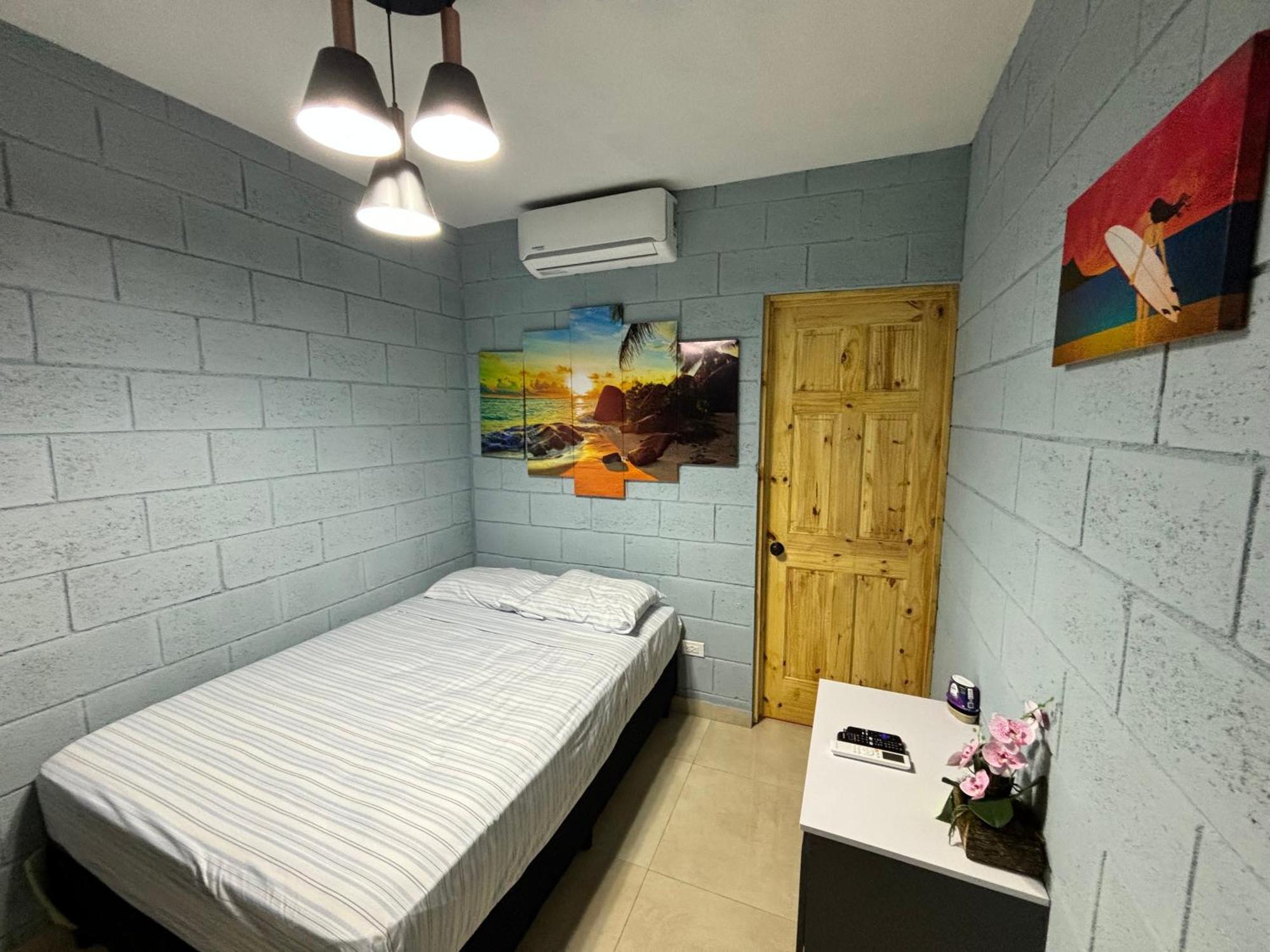 Hostal Camila'S Tamanique Bagian luar foto