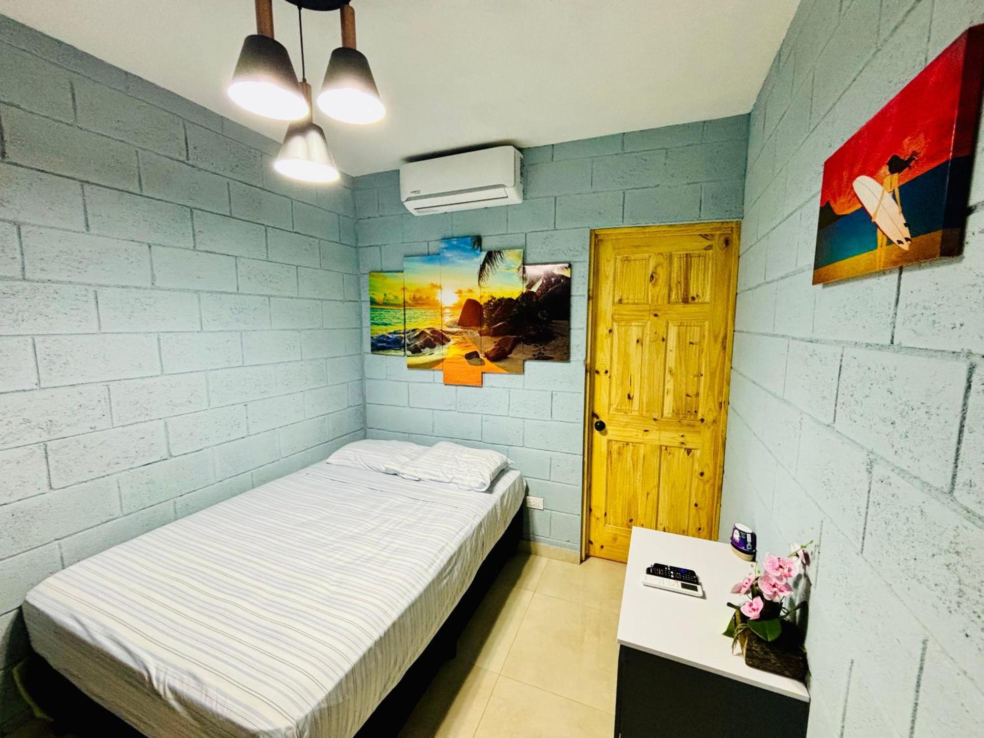 Hostal Camila'S Tamanique Bagian luar foto