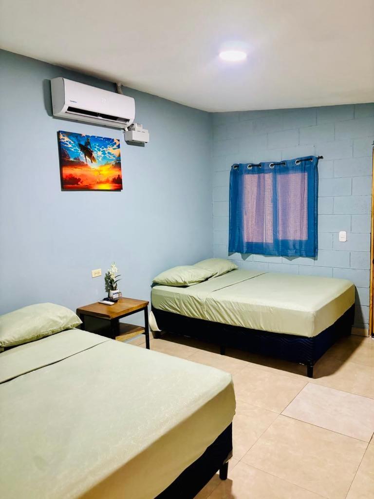 Hostal Camila'S Tamanique Bagian luar foto